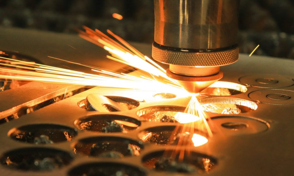 laser-cut-metal-4373878